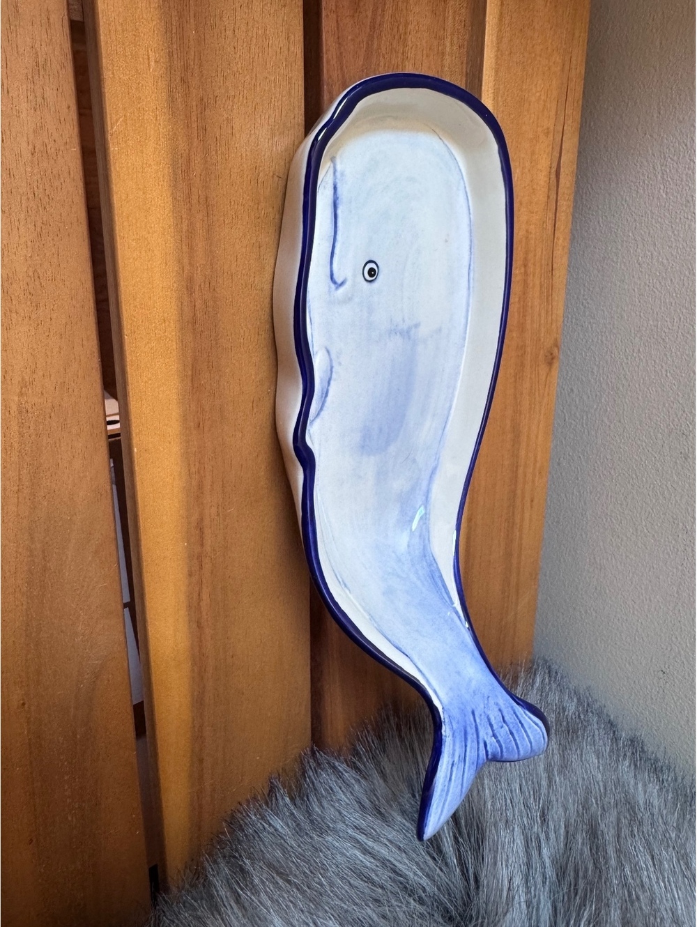 Cracker Barrel Blue & White Ceramic Whale Tray / Long Soap & Trinket Dish